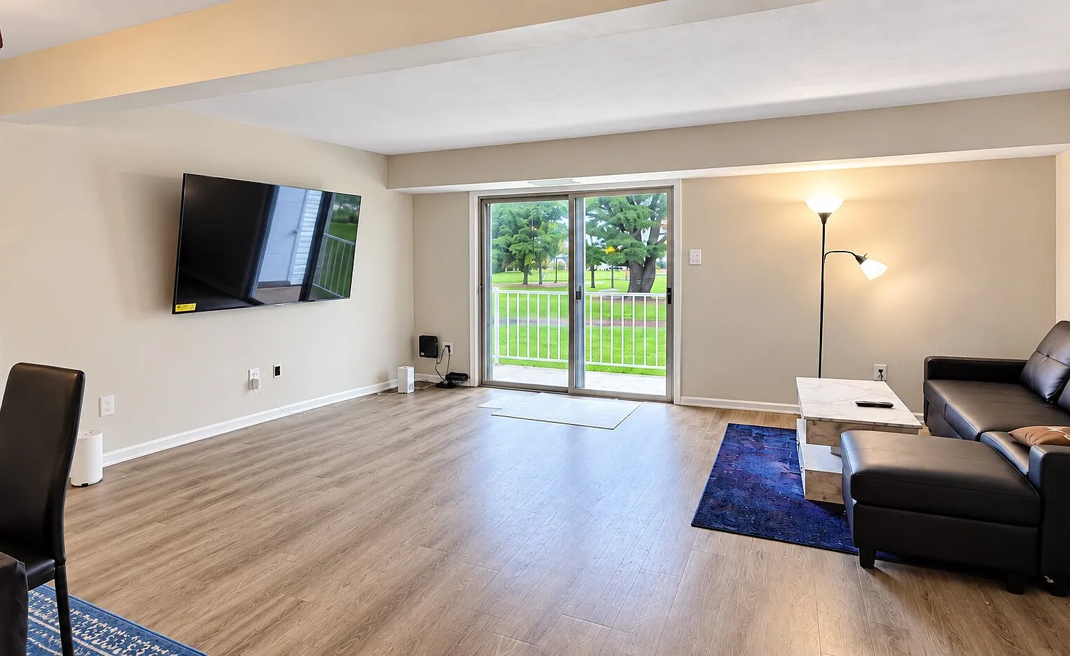 14516 Golden Oak Rd — Photo 2
