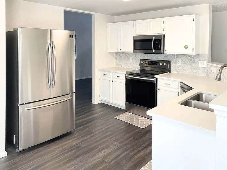 11383 Gray St — Photo 4