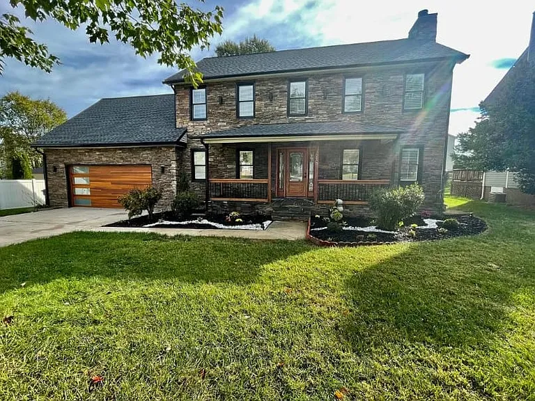 3205 Spring Mill Rd — Photo 1