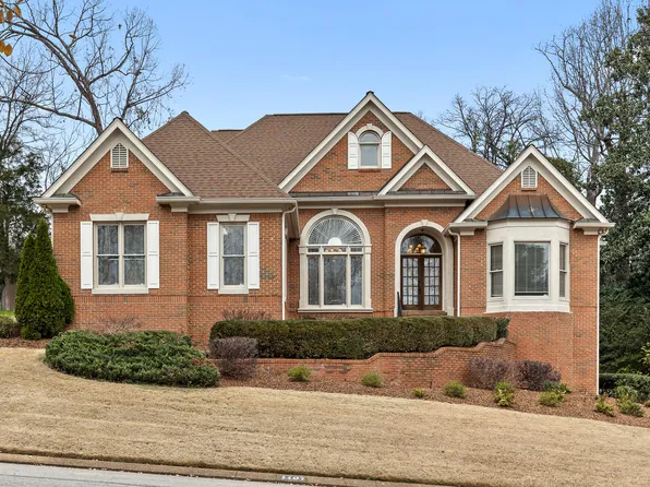 1107 Centennial Dr, Chattanooga, TN 37405