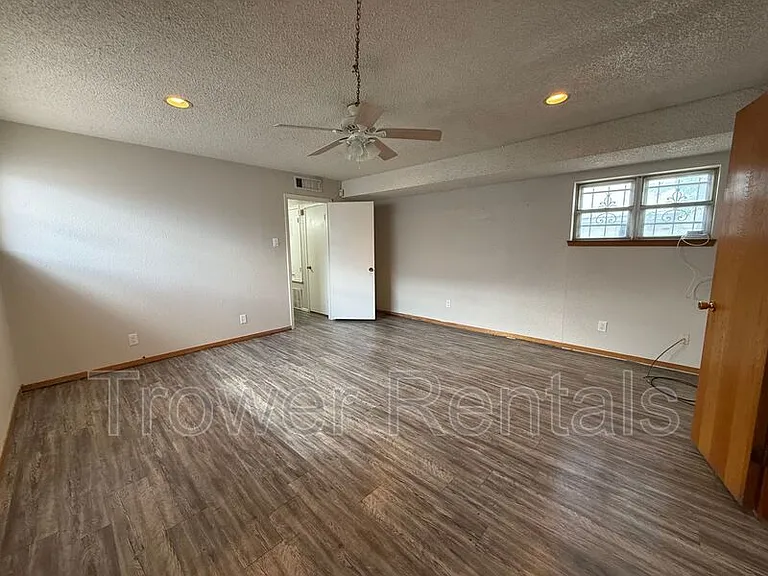 3728 Holley Ave — Photo 20