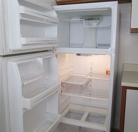 732.5 St Louis Fridge