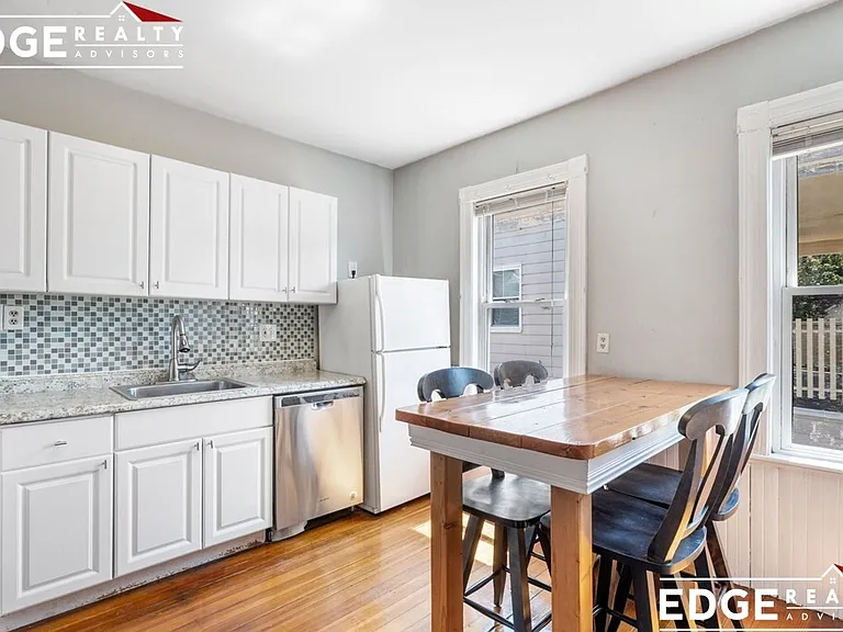 71-73 Neponset Ave #3 — Photo 1