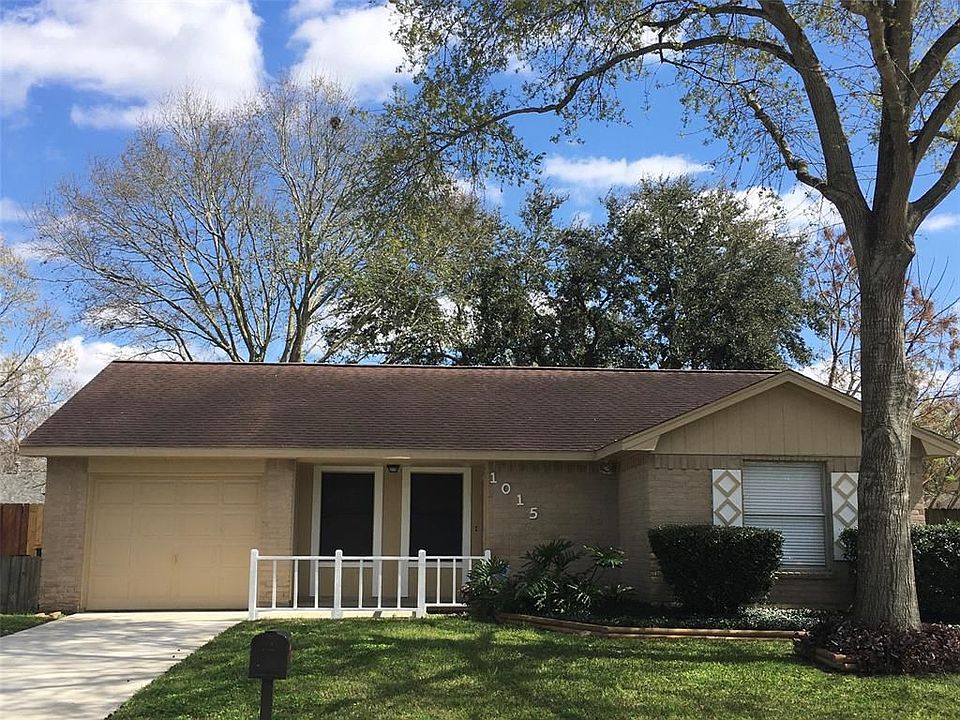 1st image of 1015 E Belgravia Dr
