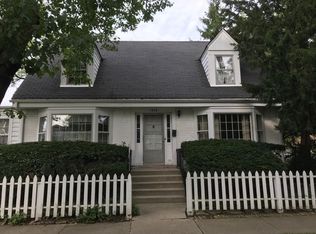 1012 Harrison St, Park Ridge, IL 60068