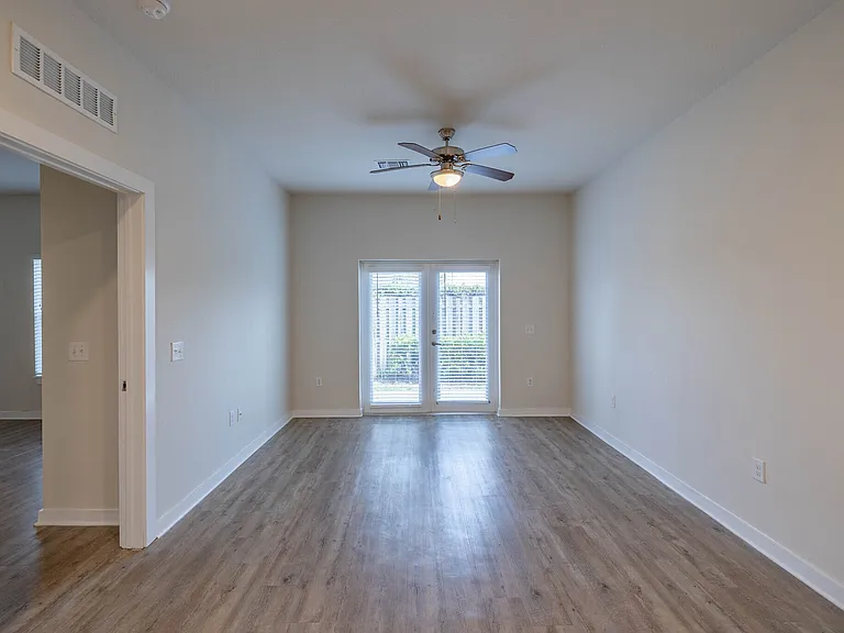 380 NE 4th Ave #17-103 — Photo 22