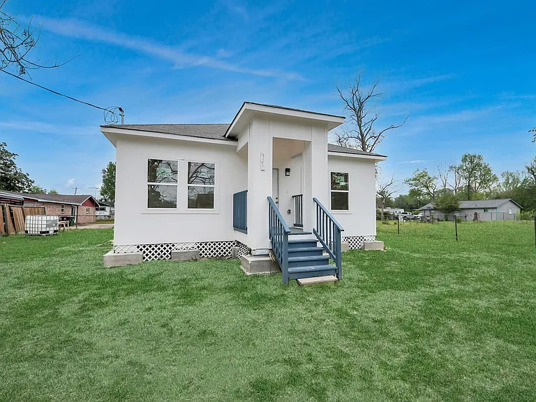 9210 Wheatley St — Photo 2