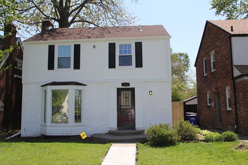 1st image of 16830 Chandler Park Dr