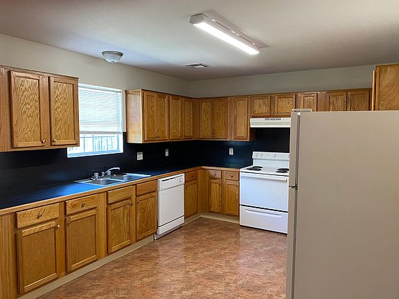 2nd image of 5002 Weston Dr
