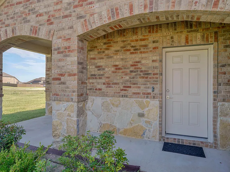 1535 Meadowlake Dr — Photo 5