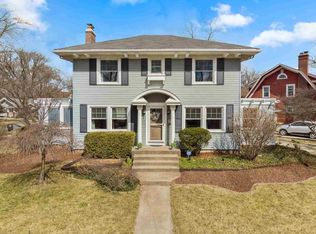 1038 Maxine Dr, Fort Wayne, IN 46807