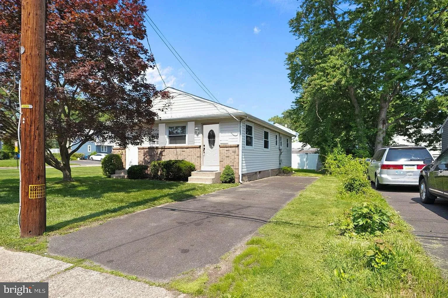 114 Grandview Ave photo 1