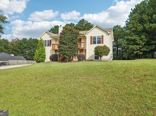 202 White Pine Ln, Temple, GA 30179