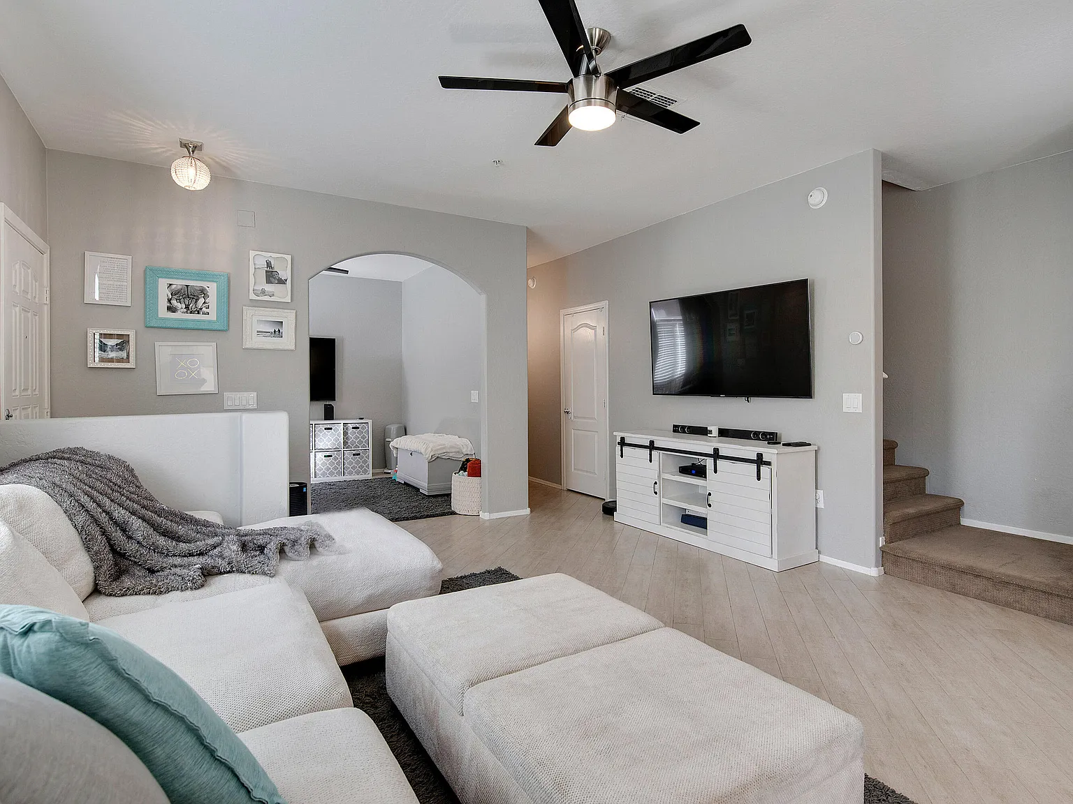 3 bed, 2.5 bath, 1483 sqft, $2,395 — Photo 4
