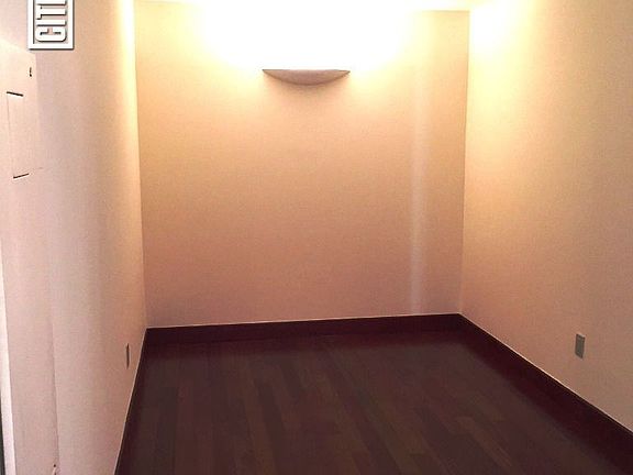 5th image of 305 E 63rd St APT 12A