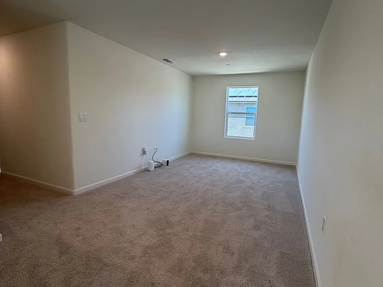 1902 W Meadow Dr — Photo 15