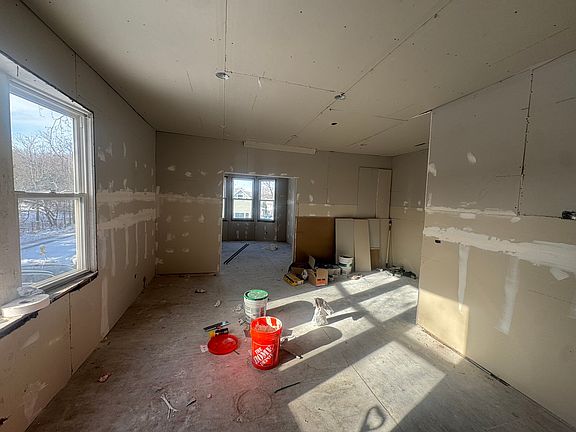 3rd image of 12409 S Green St
