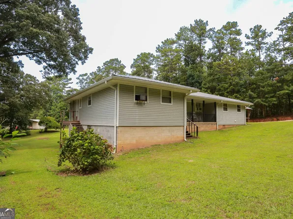 1117 Cross Plains Hulett Rd, Carrollton, GA 30116