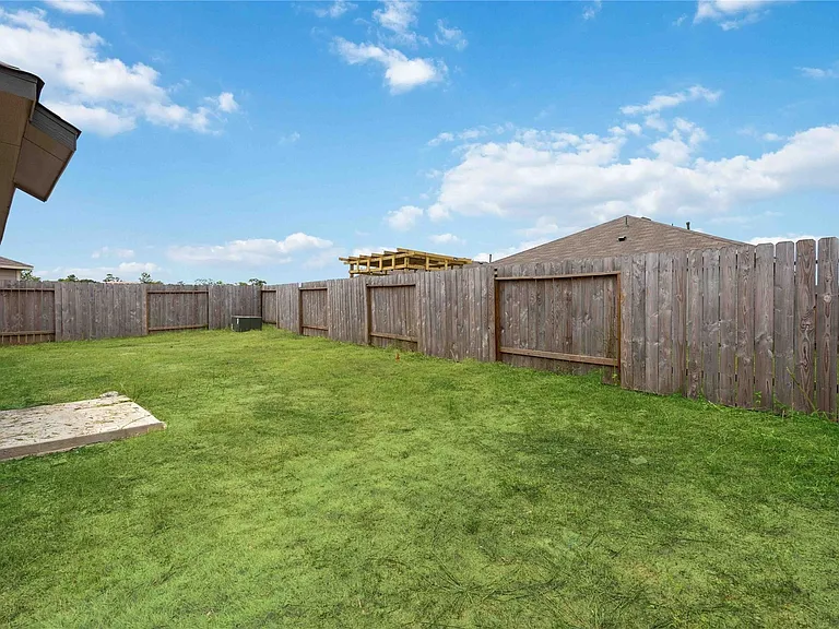 7907 Hollow Root Ln — Photo 22