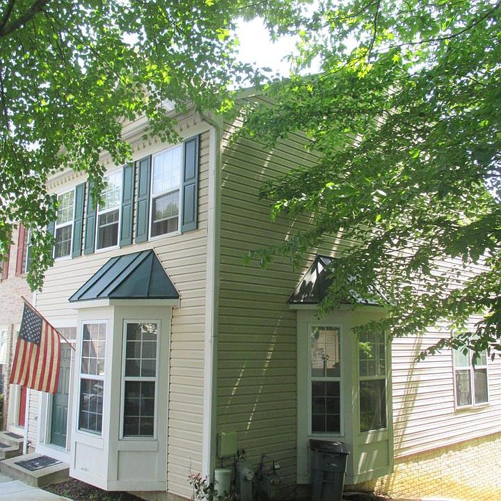 1st image of 163 Quiet Waters Pl