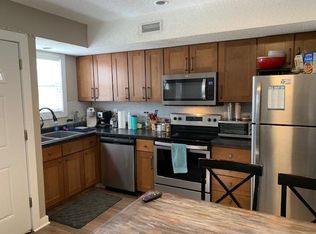919 Indiana St UNIT 2, Lawrence, KS 66044