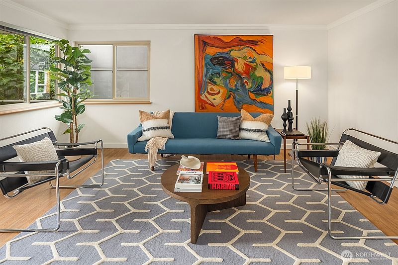 5th image of 732 11th Avenue E #301
