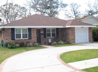 8910 Melrose Ln, River Ridge, LA 70123