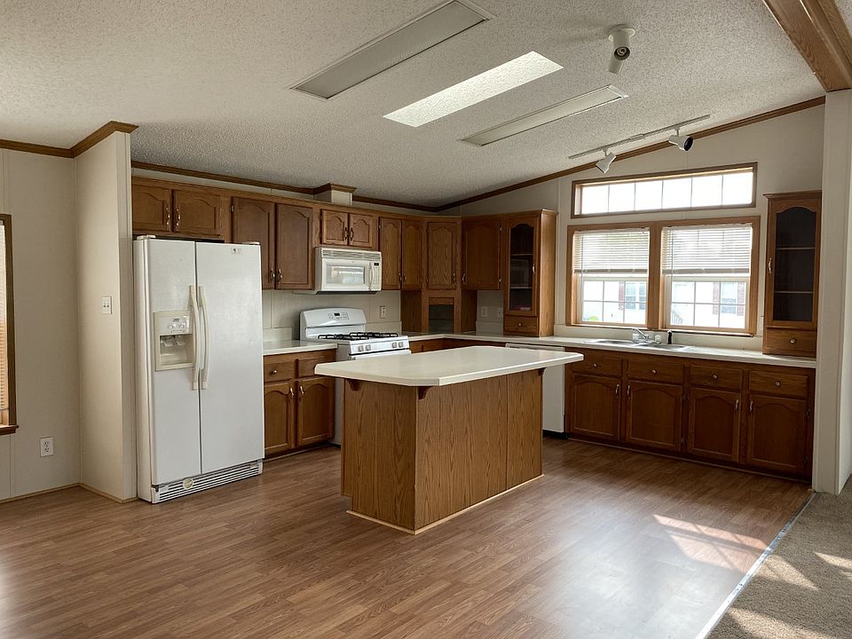 1st image of 292 Partridge Dr