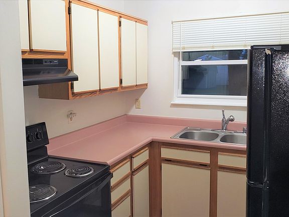 Kitchen with all new appliances.