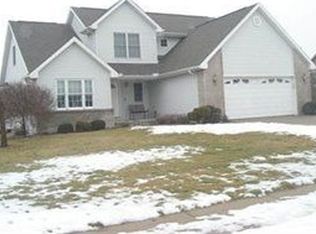 1603 El Camino Dr, Pekin, IL