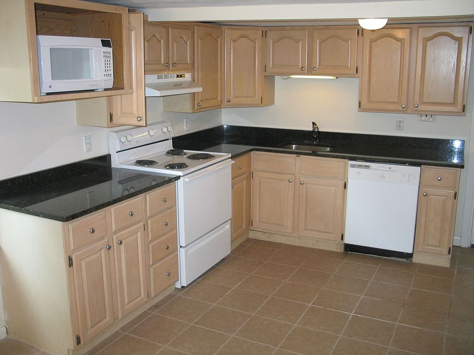 2nd image of 18 Ash Rd