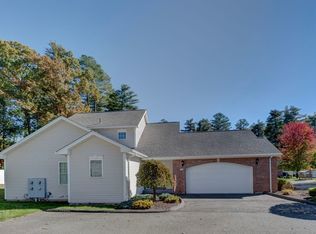 15 W Pine Way UNIT 25, Plainville, CT 06062