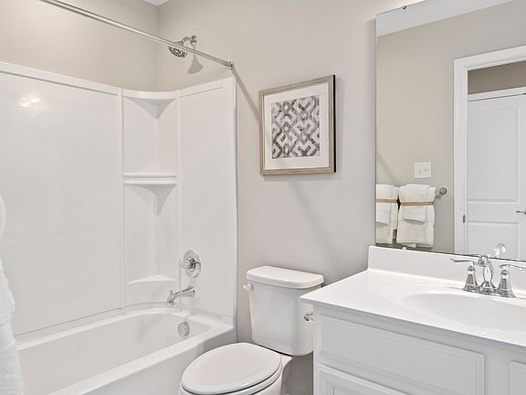 4th image of 1033 Mountain View Dr Lot 29A