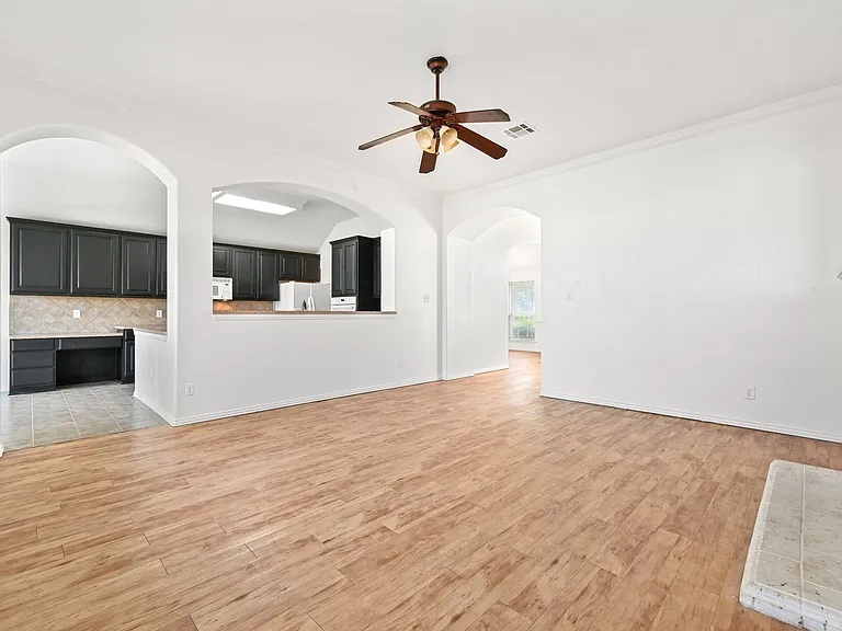 1665 Amberwood Loop — Photo 13