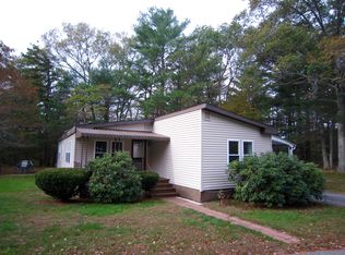 11 Lincoln Cir, Carver, MA 02330