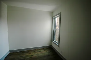 Rented by Realty Advisors Group