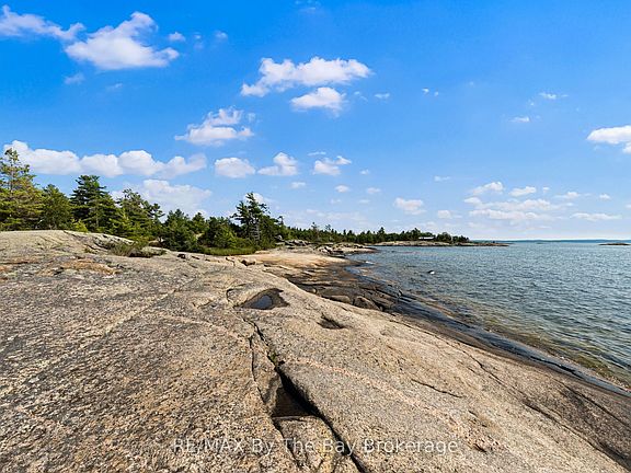 5th image of 28640 Georgian Bay Shr