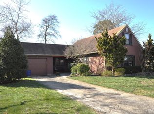 8 Winsted Dr, Howell, NJ 07731