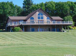 505 Grandview Ln, Penn Yan, NY 14527