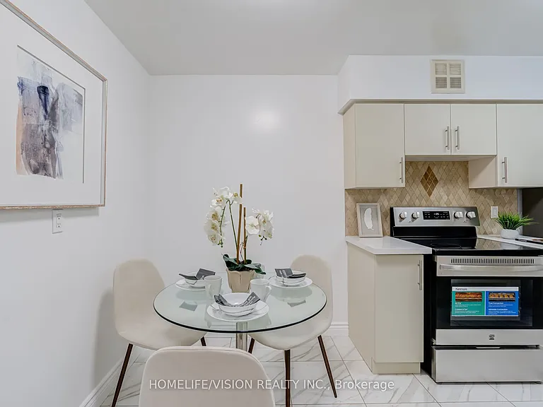 30 Greenfield Ave #903 — Photo 29