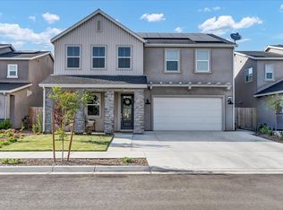 118 NE Newton Ave, Visalia, CA 93291