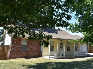 627 Rolling Hills Dr, Tahlequah, OK 74464