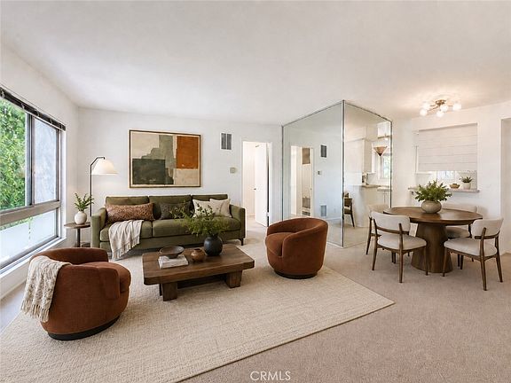 3rd image of 6041 Fountain Park Ln APT 11