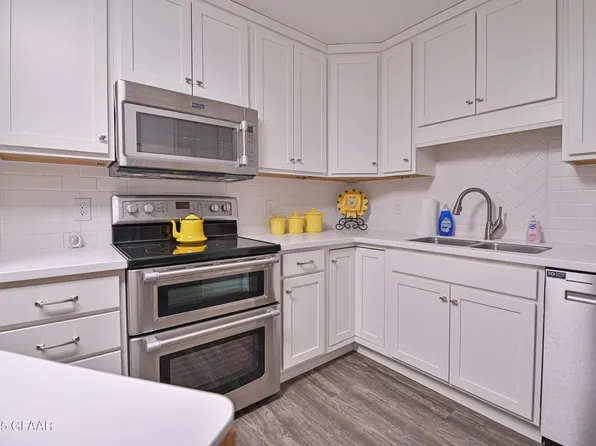 3210 Cherry St #25, Grand Forks, ND 58201