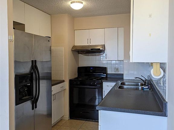 5th image of 1571 Piikoi St APT 704