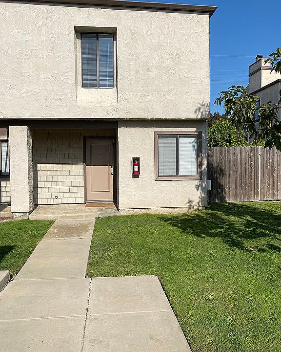 Front door w/ side yard gate