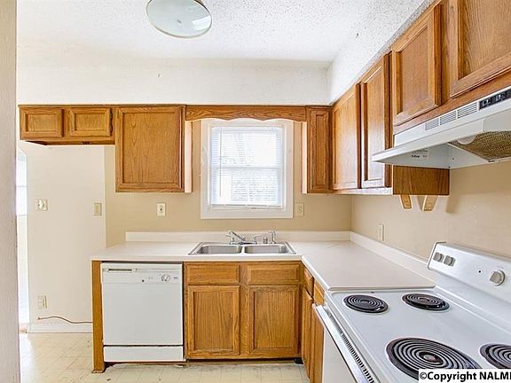 2nd image of 14010 Hurstland Dr SW