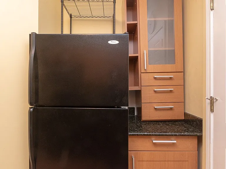 3103 W Lawrence Ave #3 — Photo 4