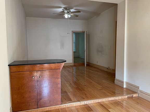 3rd image of 46A Windsor Pl