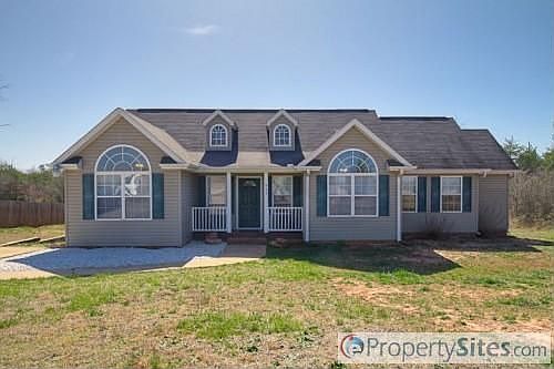 2nd image of 533 Rices Creek Rd